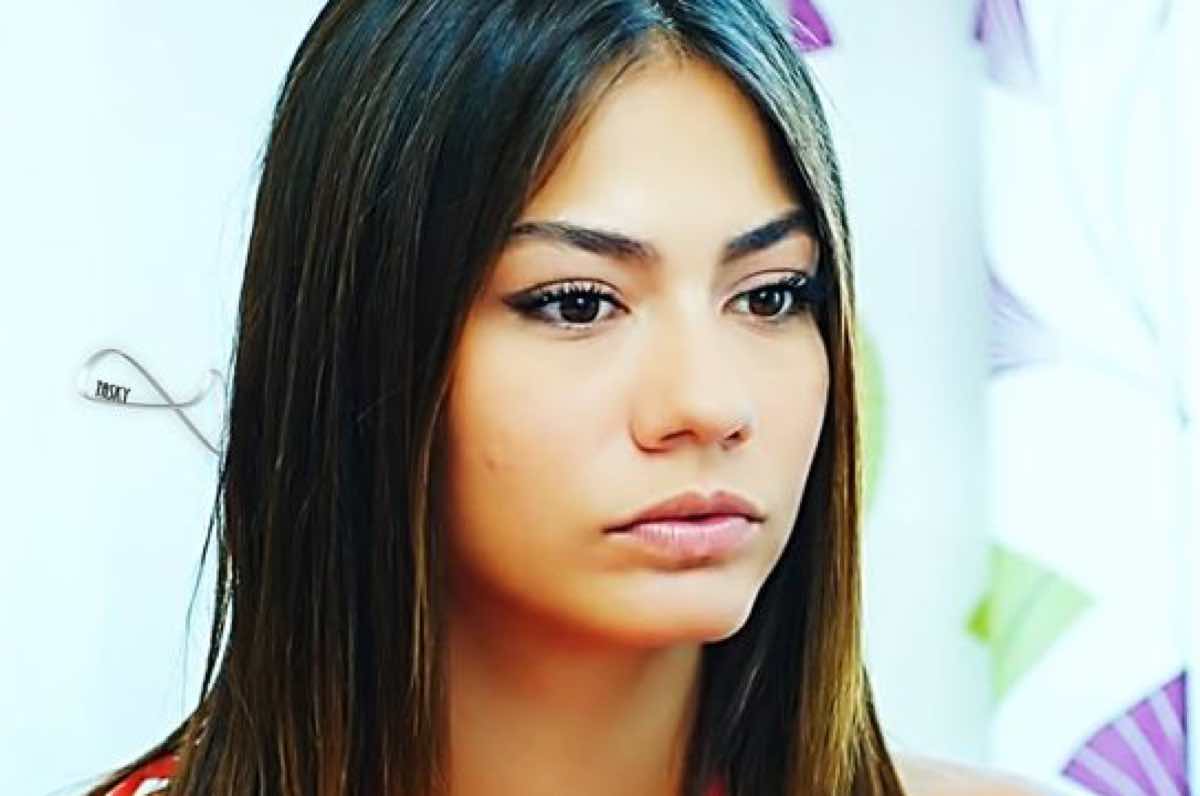 Demet Daydreamer il difficile passato dell'attrice turca il racconto