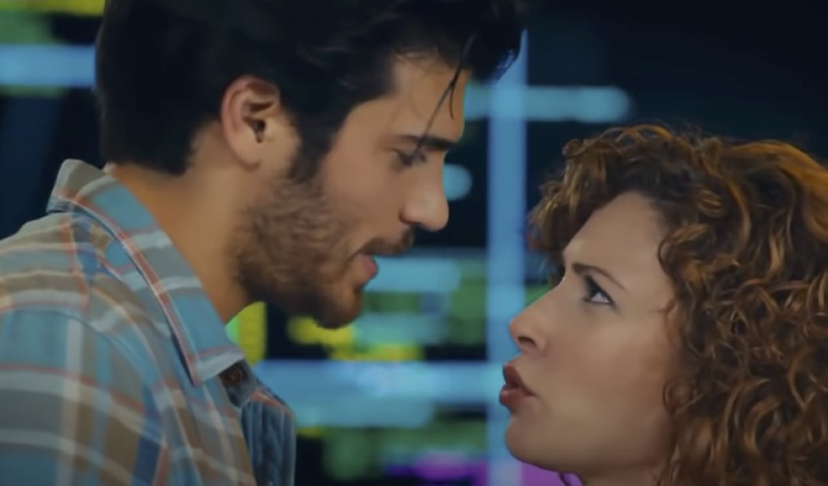 Can Yaman è Aras in una nuova fantastica storia d'amore