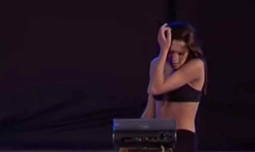 Amici una ballerina ha la leucemia acuta e la De Filippi lo sa
