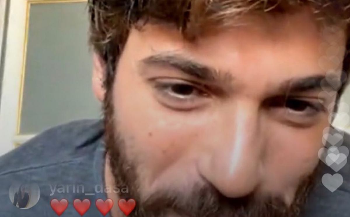 Can Yaman lascia Roma e si dispera ha le lacrime agli occhi