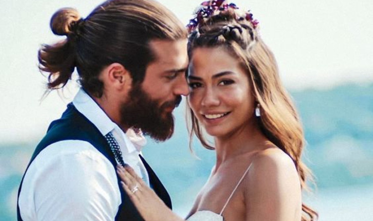 Can Yaman e Demet tornano insieme a maggio la grande sorpresa