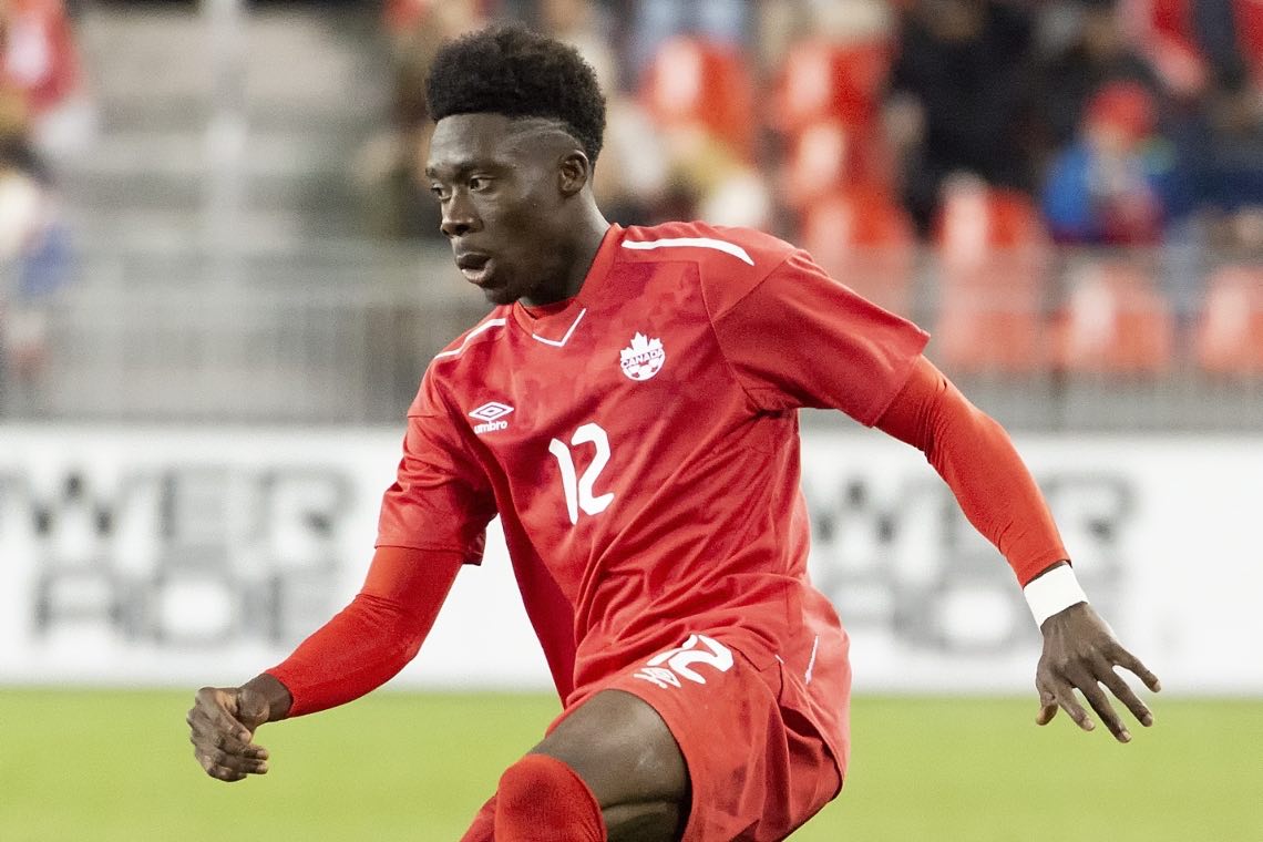 Chi è Alphonso Davies: età, altezza, peso, fidanzata e Europei di calcio