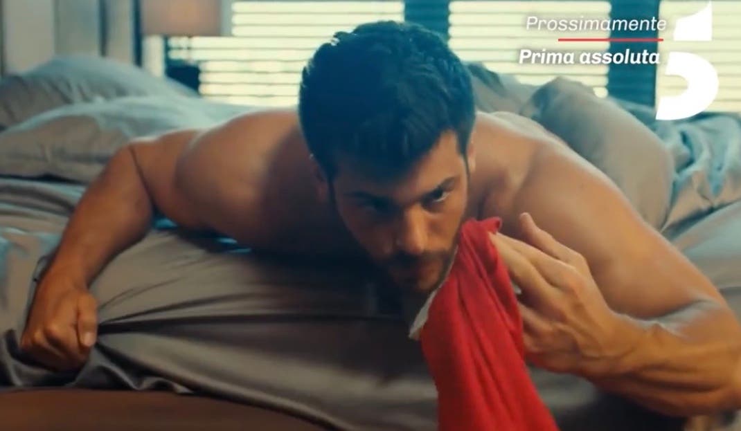 Can Yaman censurato in Mr.Wrong ecco quello che non vedremo