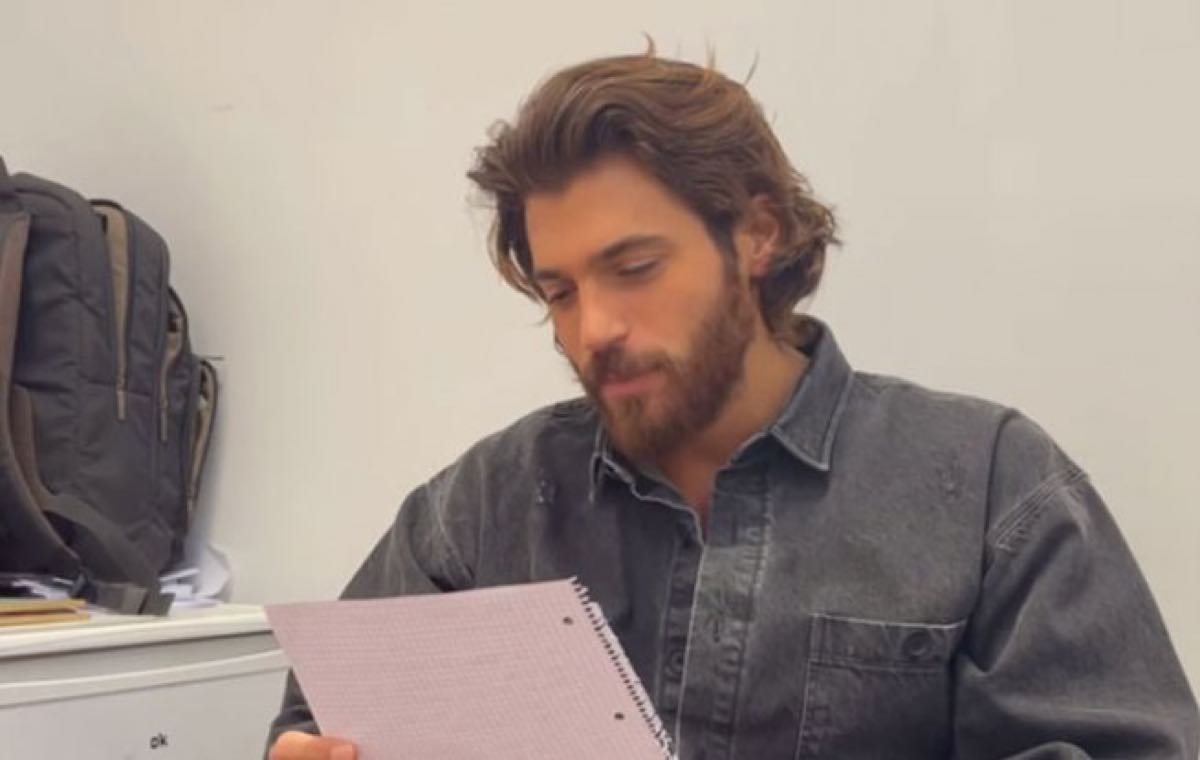 Can Yaman e la sindrome della sinestesia che malattia è