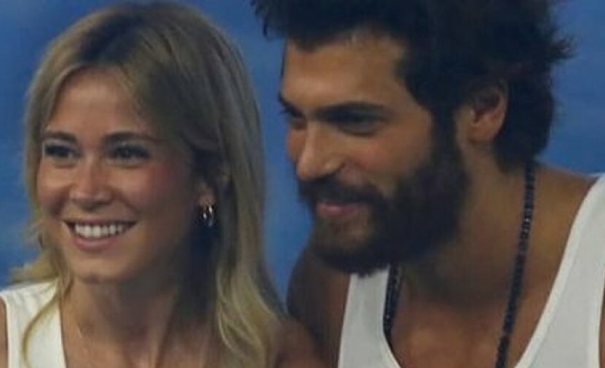 Can Yaman e Diletta Leotta succede che lei si butta tra le braccia di...