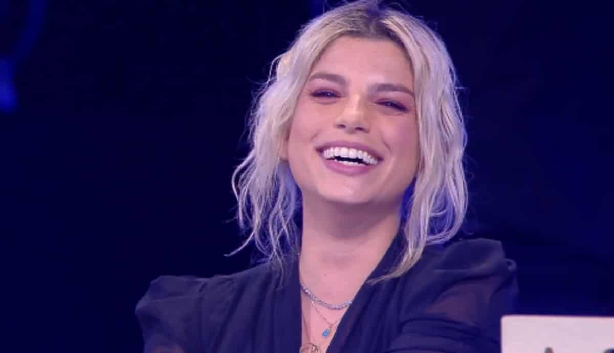 Emma abito e stilista Sanremo 2022 che look ha scelto outfit