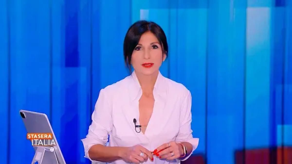 Chi è Stefania Cavallaro: età, Stasera Italia, vita privata