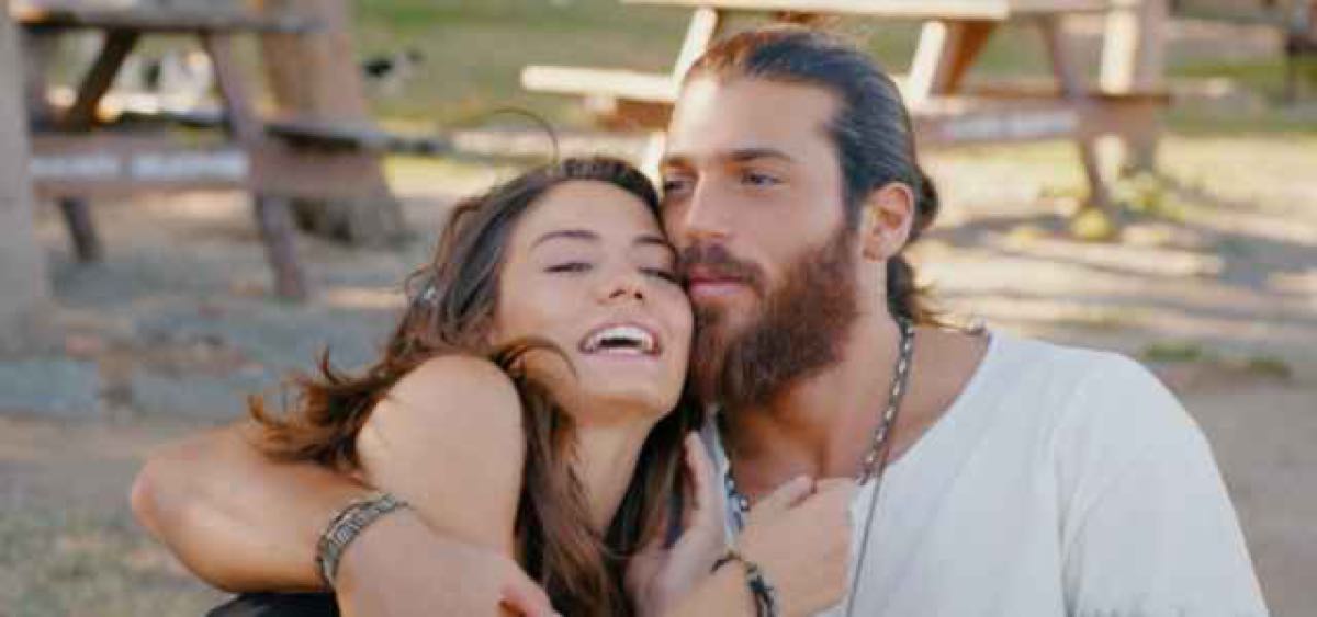 Can Yaman al matrimonio di Demet la verità che fa male