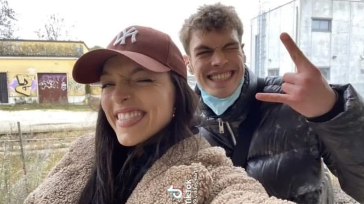 Chi è la fidanzata di Blanco: età, nome e cognome e lavoro