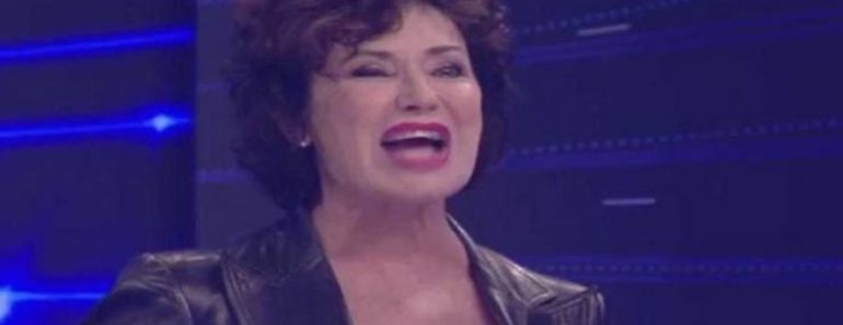 Chi è Corinne Clery: età, altezza, peso, vita privata e Nudi per la vita