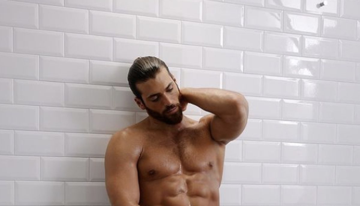 La reazione cattiva su Can Yaman da parte dei follower turchi