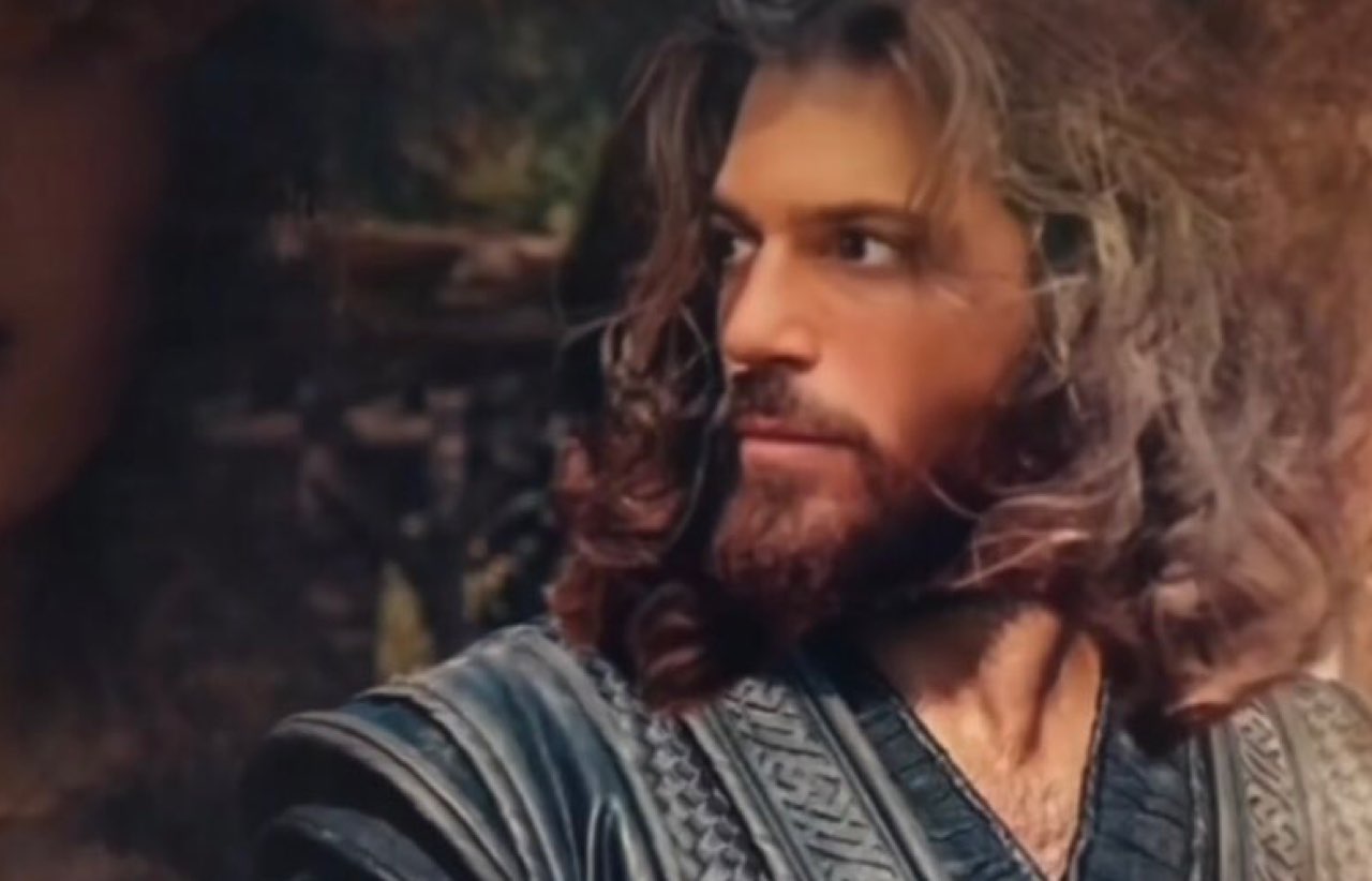 Ultime news Can Yaman El Turco, William racconta cosa succede