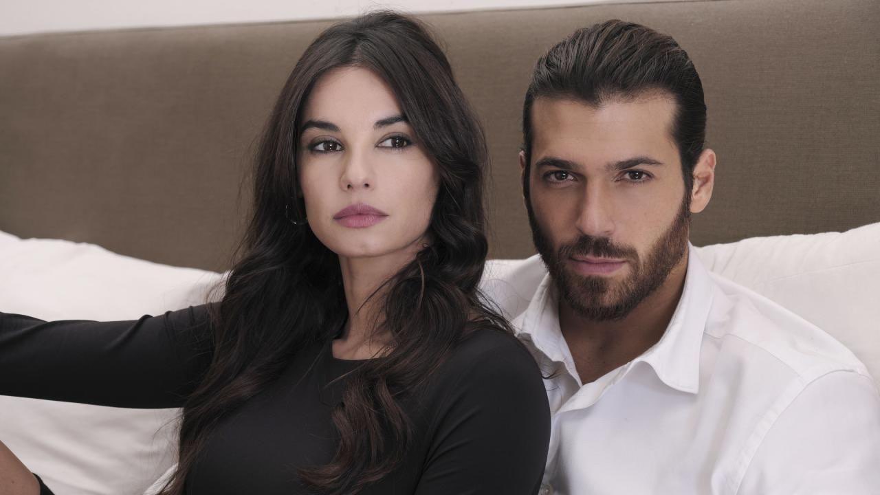 Can Yaman e Francesca Chillemi fine del rapporto il gesto che fa soffrire