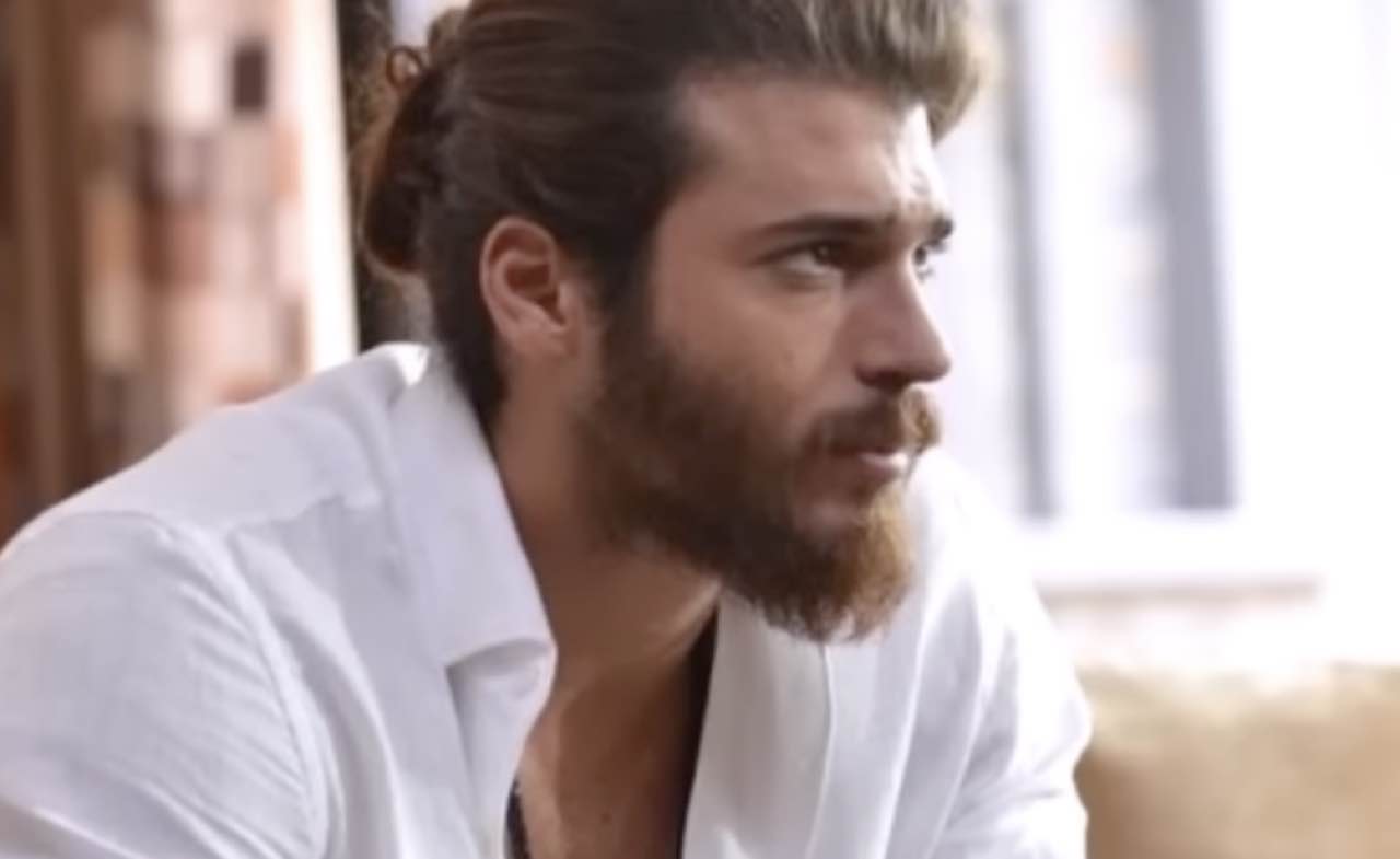 Sorprendente confessione di Can Yaman sulla sua vita!