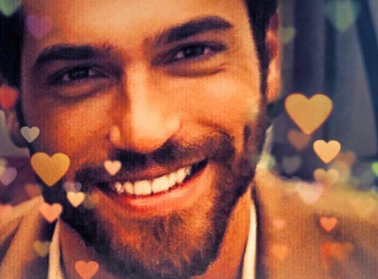 San Valentino l'incredibile sorpresa di Can Yaman da non credere