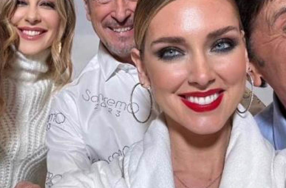 Chiara Ferragni abito stilista Sanremo prima e ultima serata