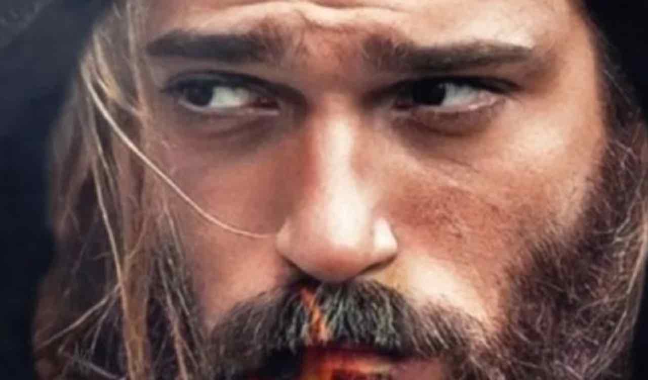 Can Yaman, il re della TV turca, con Grazia rivela tutto il dolore per quanto accaduto