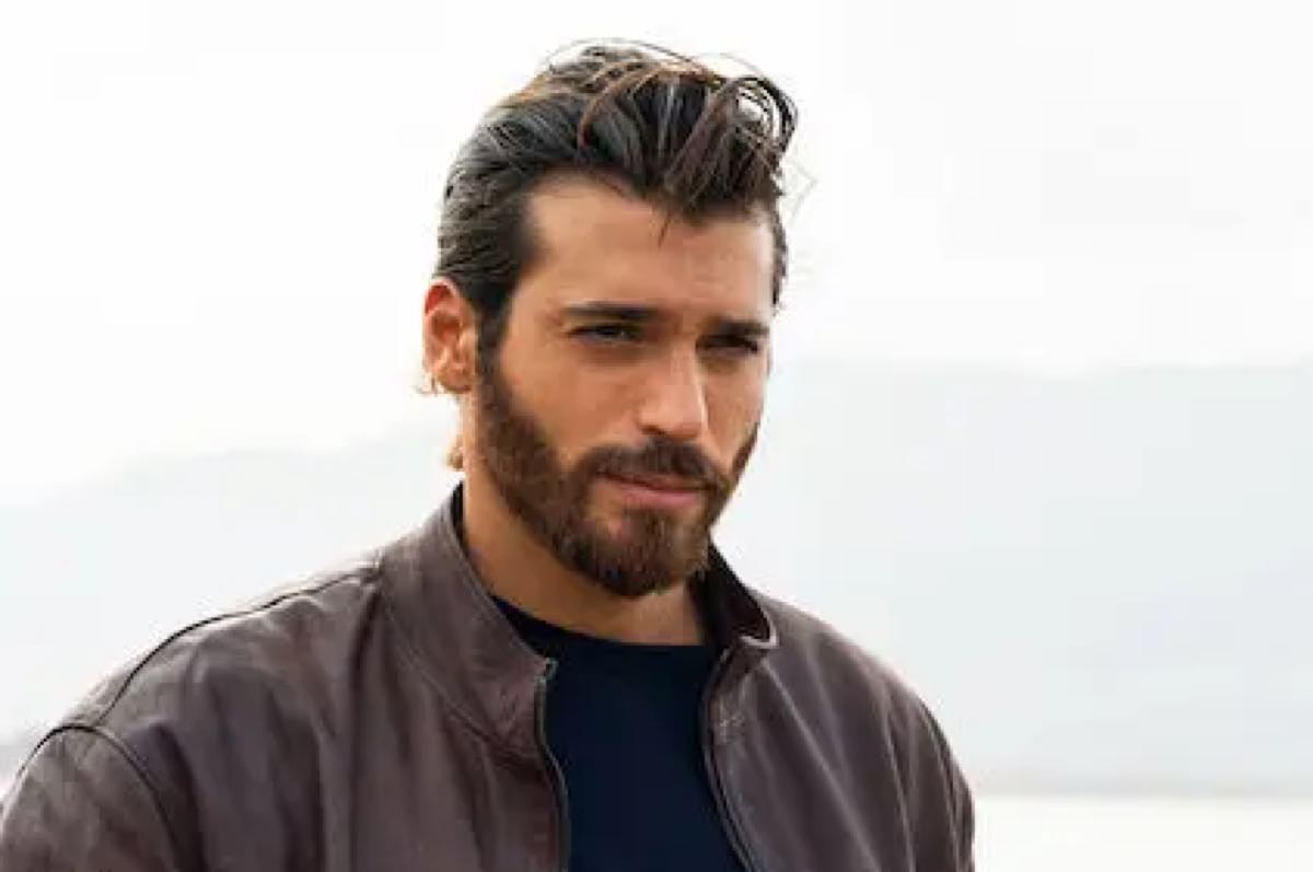 Can Yaman sorprende e torna sul set c'è la data della nuova serie Tv