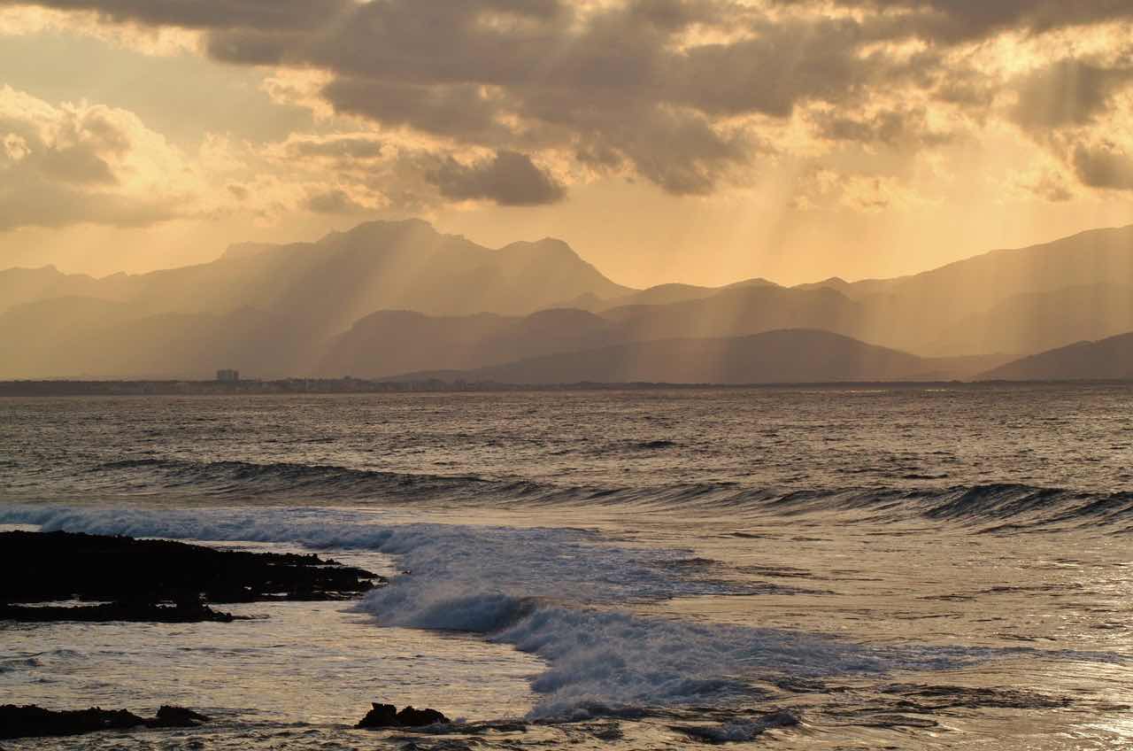 Previsioni meteo estate 2023 quando arriva l'anticiclone e il caldo?