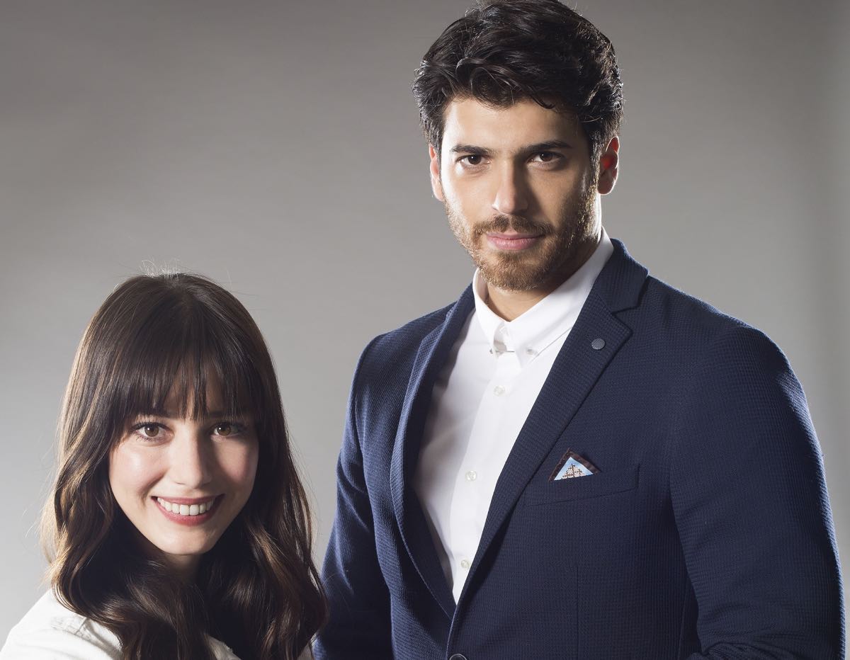 Torna Bitter Sweet con Can Yaman e Ozge Gurel per la gioia di milioni di fan