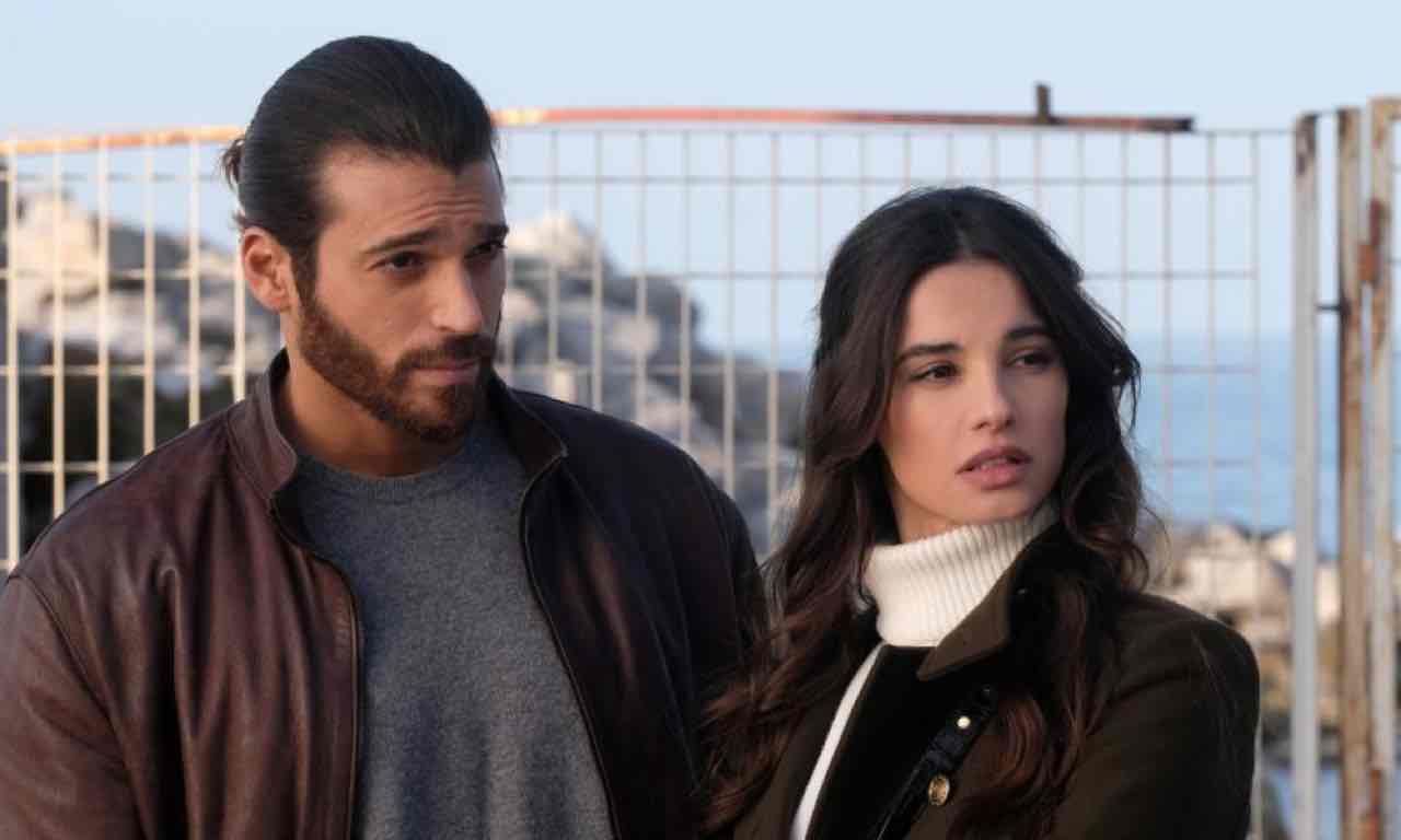 Francesca Chillemi sul gesto di Can Yaman contro la fan e il suo cellulare