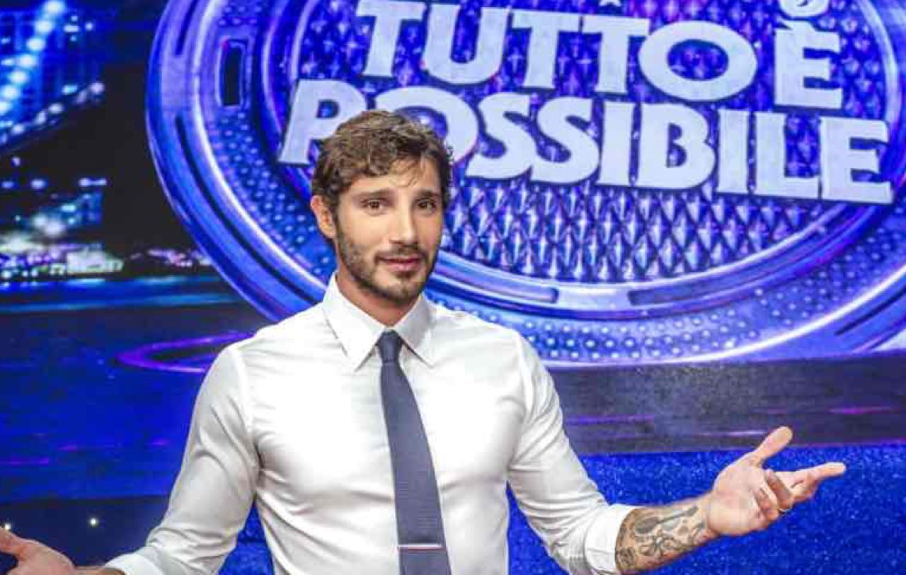 Stefano De Martino altezza peso età: le misure del ballerino e conduttore