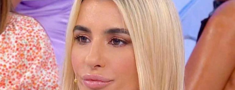 Cristina Tenuta Uomini e donne età altezza peso: le misure della dama del trono over