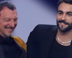 Abito stilista Marco Mengoni Sanremo 24 prima serata: chi lo veste