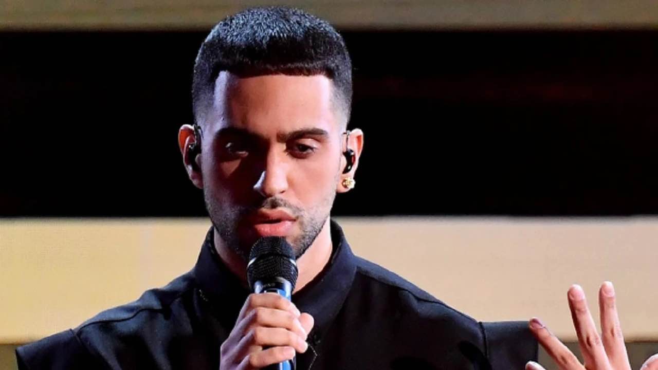 Stilista e abito Mahmood Sanremo 2024: chi lo veste