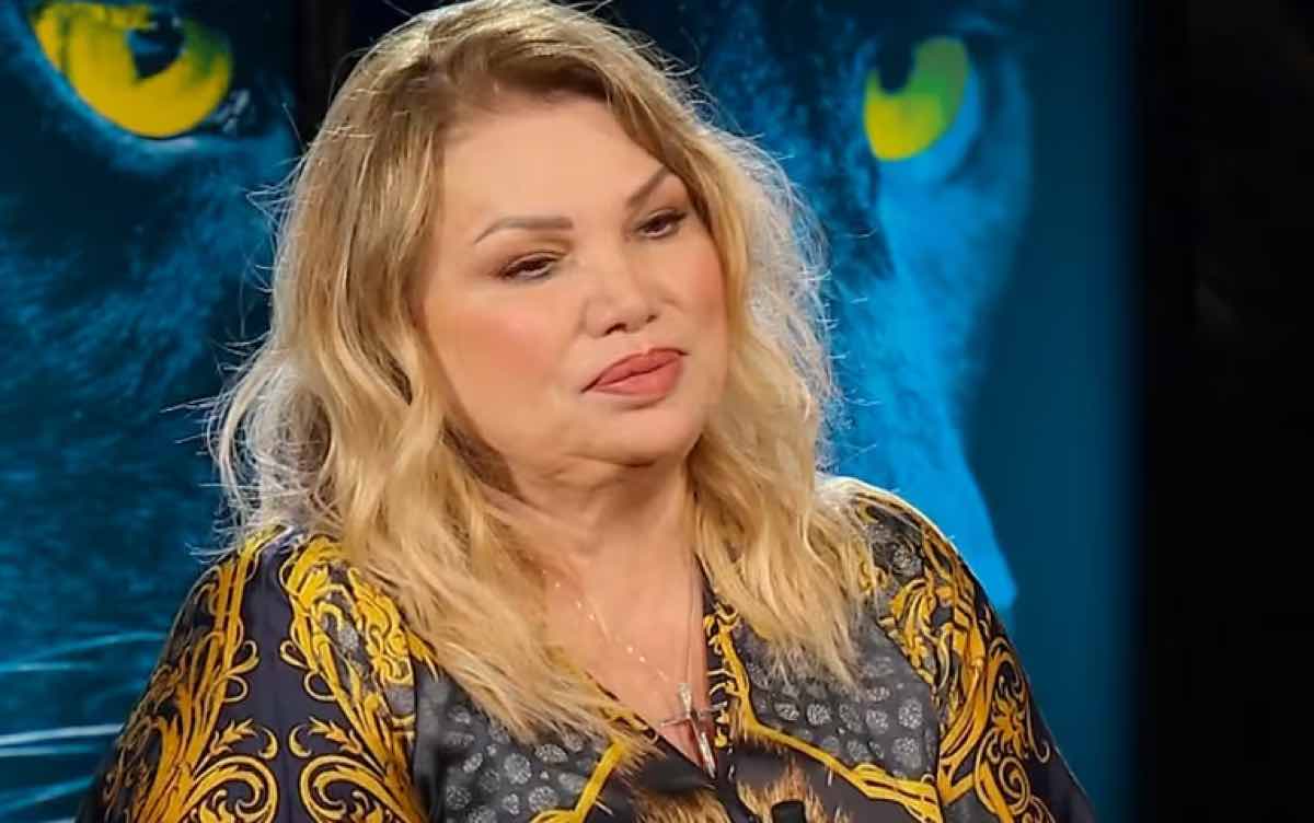 Serena Grandi peso altezza età: tutto sull'attrice tra carriera e vita privata