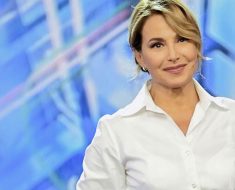 Barbara D'Urso altezza peso età rifatta: la dieta della conduttrice Tv