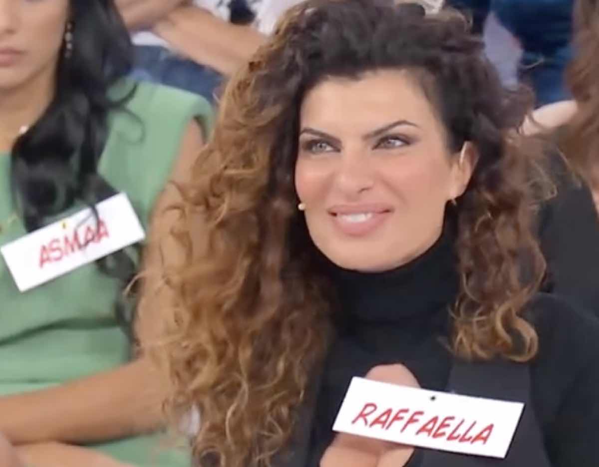 Raffaella Uomini e donne over: età, altezza, peso lavoro e trono over