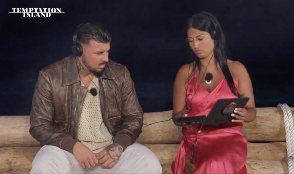 https://www.chiechiera.it/chi-e-maika-tentatrice-temptation-eta-altezza-peso-e-il-video-dove-asfalta-lino/