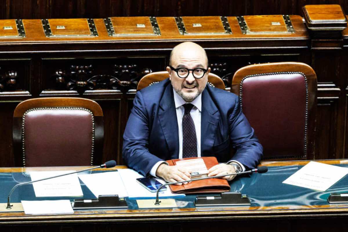 Sangiuliano altezza e peso: moglie e tutto sul ministro