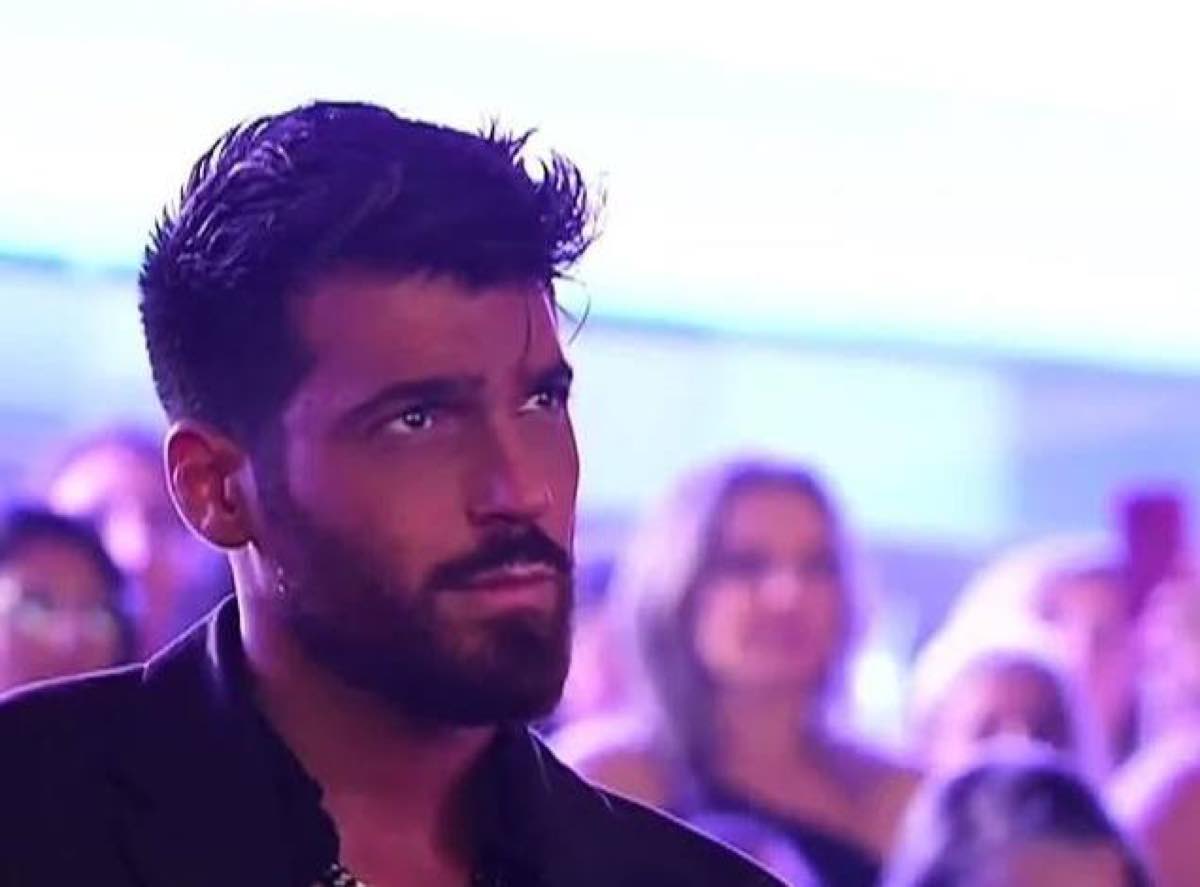 Dopo lo scontro Can Yaman potrebbe essere assente: cresce l'ansia