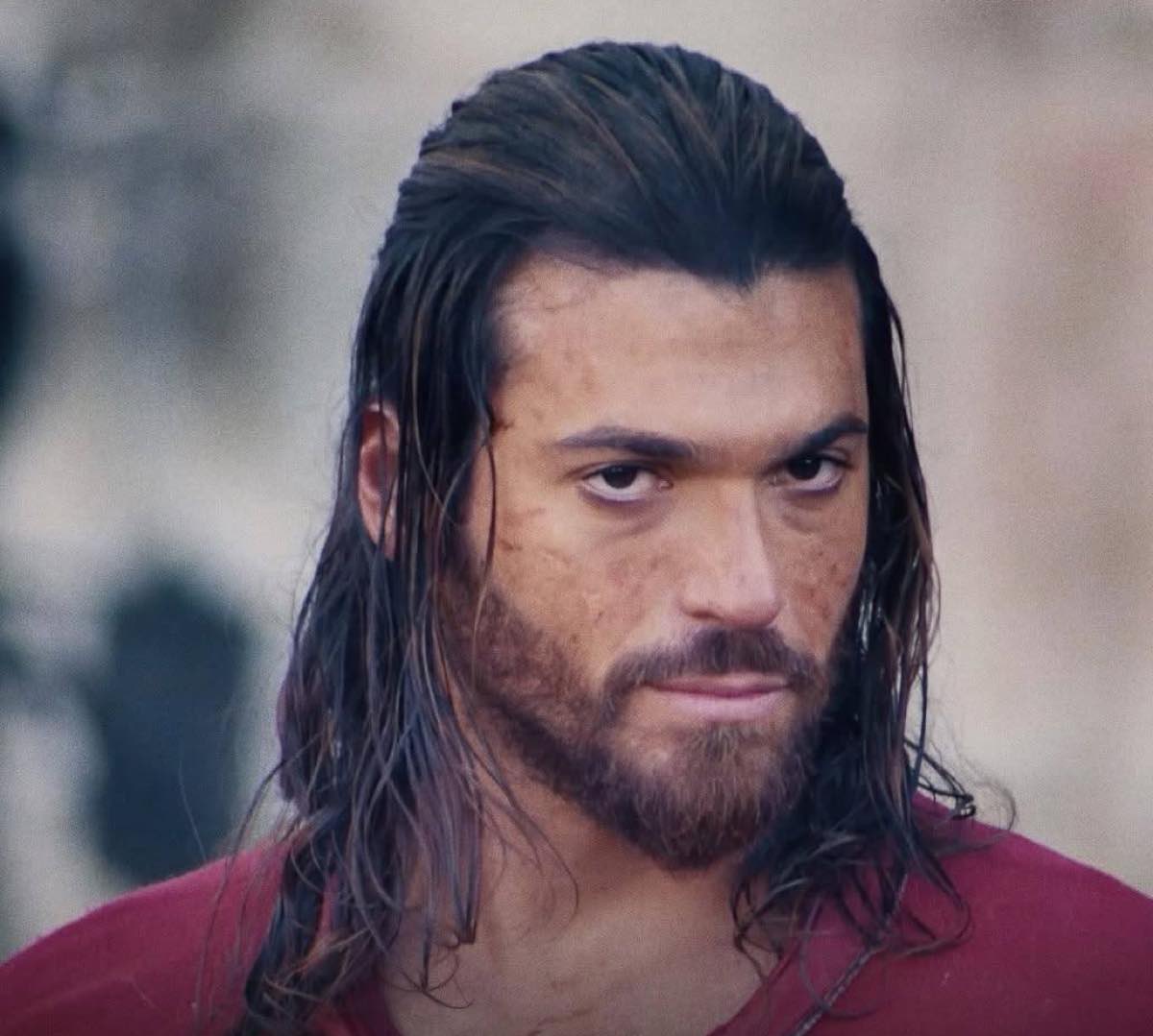 Can Yaman come non l’hai mai visto: adesso lo trovi su Mediaset Infinity